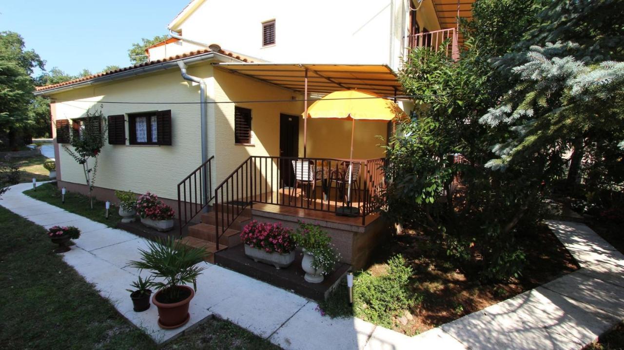 Apartments Trupec Malinska Exterior photo