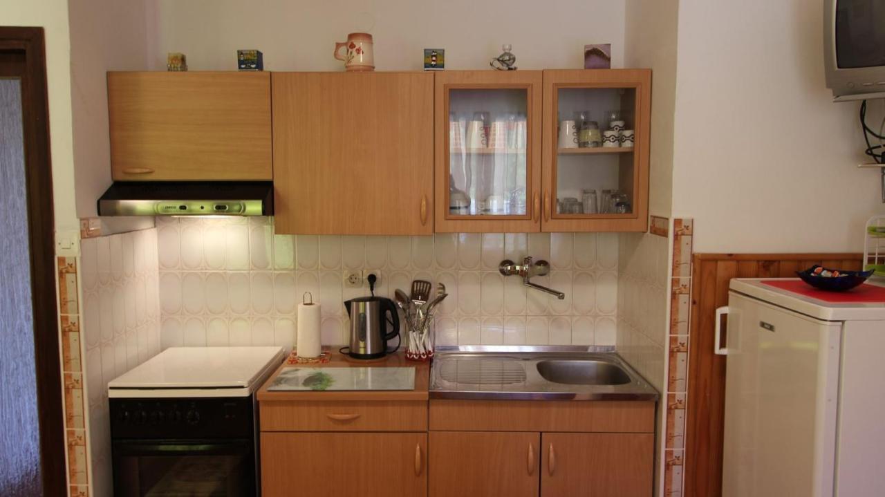 Apartments Trupec Malinska Exterior photo